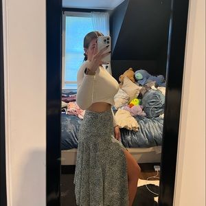 Princess Polly high slit maxi skirt , Size 4